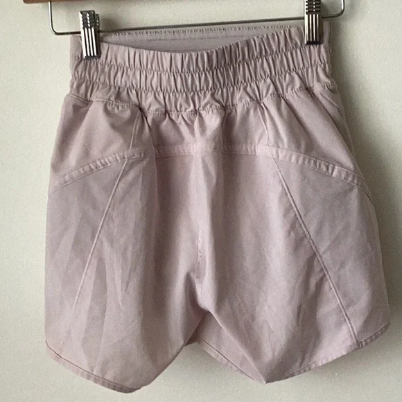 Lululemon Track That Short in Pink Bliss Sz 2 - Picture 7 of 9